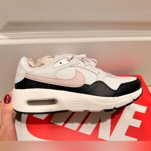 Nike White and Violet Air Max Sneakers